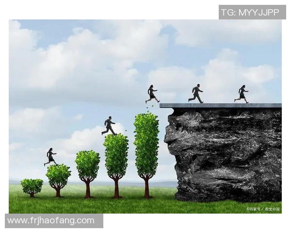 朱俊龙的奋斗历程与成就探索:从平凡到卓越的成长之路